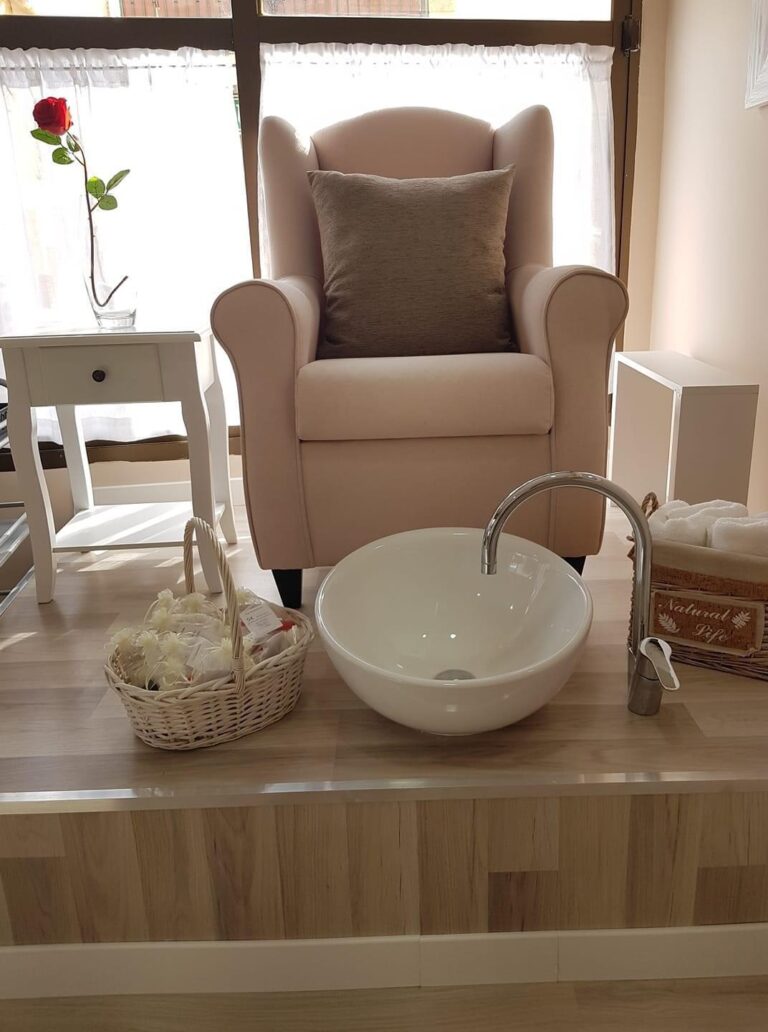 esther navas 2 768x1032