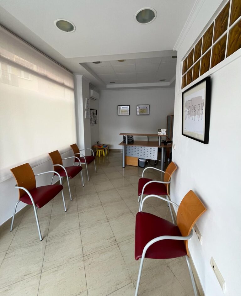 periano soriano clinica dentral 4 768x944